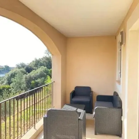 Aparthotel Domaine Lou Bel Azur - Saint-Laurent-du-Var