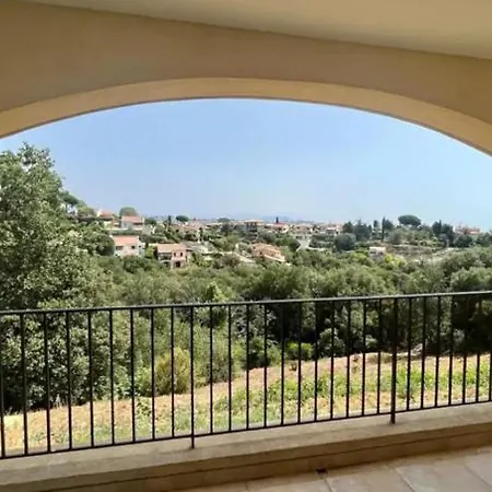 Domaine Lou Bel Azur - Aparthotel Saint-Laurent-du-Var